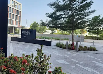 Meeras Al Seef Parking
