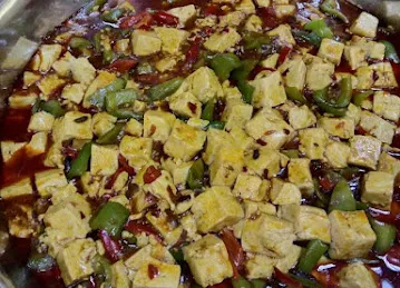 美食林餐厅