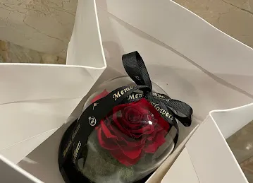 Memories Flowers shop in Dubai