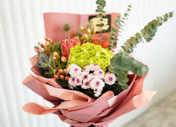 Memories Flowers shop in Dubai