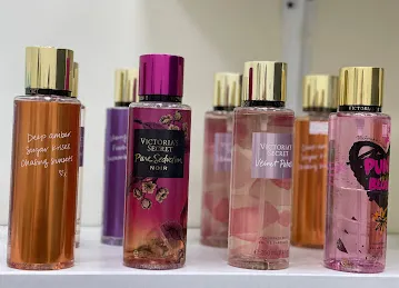 Meryam For Selling Cosmetics مريم لبيع مستحضرات ومستلزمات التجميل
