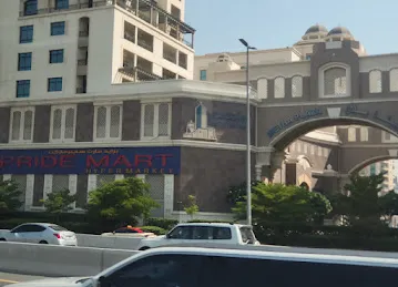 Metha Plaza Building