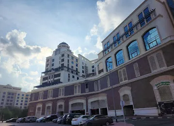 Metha Plaza Building