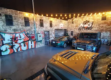 MG customs garage