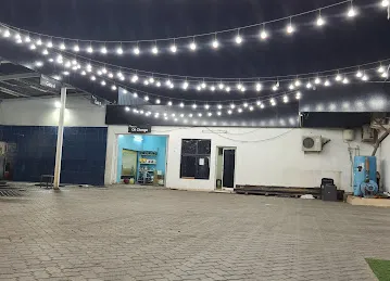 مغسلة فيرست كلاس لخدمة السيارات المرخانية