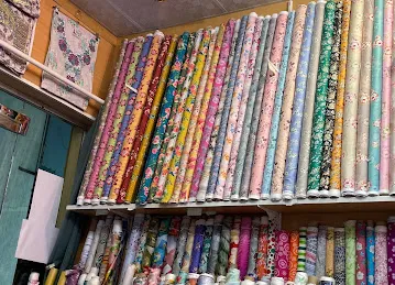 محلات شباب اليحر لتجارة الا قمشة