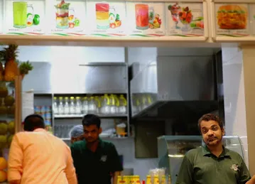 محارة البحر كفيتيريا Seashell Cafeteria\u200e