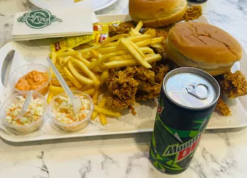 محارة البحر Seashell Cafeteria