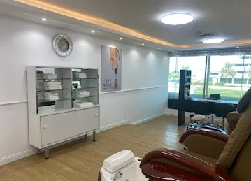 Miami crown ladies salon and spa