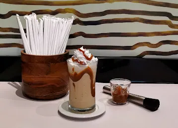 Milestones Coffee Muroor Al Falahi - قهوة مايلستونز مرور الفلاحي كوفي محل