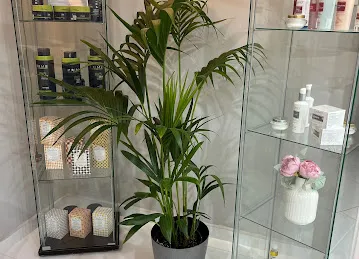 Mina Beauty Salon