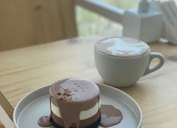 Minimal Speciality Coffee