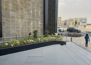 Miraclz Reception