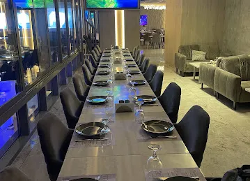 Mist Restaurant & Cafe