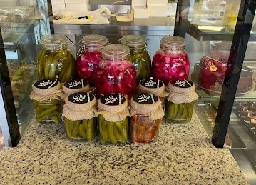 مخبز فرن الضيعة Furn Al Dhayah Bakery