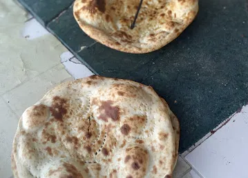 مخبز قمر الزمان اليدوي