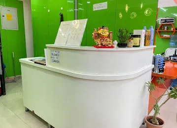 ML Professional Ladies Salon