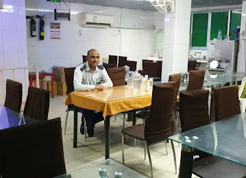 Mohammed Muneer Restaurant Sweets