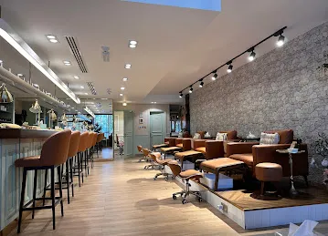 Mojo - Hair & Beauty Bar