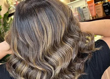 Mojo - Hair & Beauty Bar
