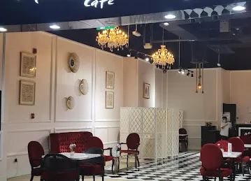 Monalisa Cafe