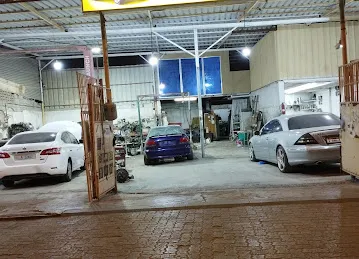Moon Garage