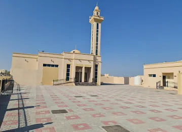 Mosque of the late, God willing / Fatima Abdullah Salem (may God have mercy on her)