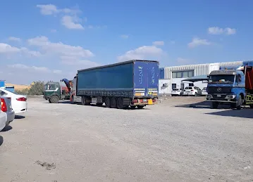 Mosque Parking