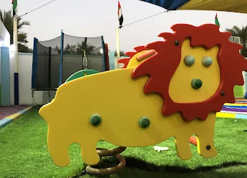مركز عالم الطفل
