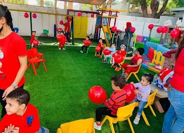 مركز عالم الطفل