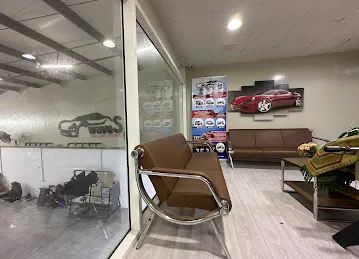 مركز الموج للعناية بالسيارات WAVES AUTO CARE CENTER