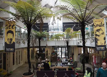مركز الشحن Cargo Center