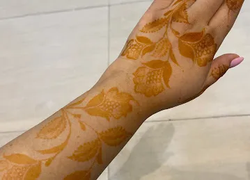 مركز ملك للتجميل