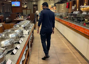 مطعم باربيكيو نيشن الكرامه