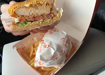 مطعم بطيني