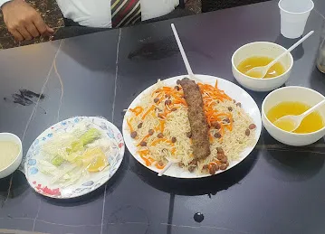 مطعم أفغان