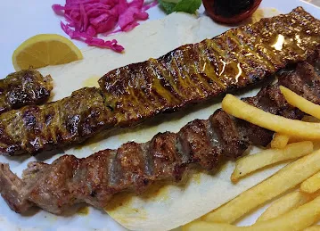 مطعم حاتم الطائي