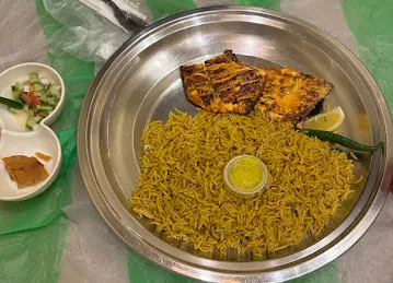 مطعم جشيد ومالح للمأكولات البحرية - Gasheed and Maleh Seafood | Emirati