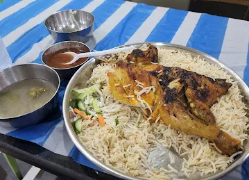 مطعم العمري للمندي