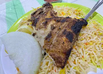 مطعم البيت السعودي للمندي والمظبي