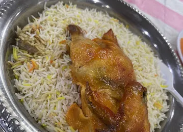 مطعم البيت السعودي للمندي والمظبي