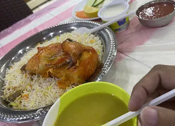 مطعم البيت السعودي للمندي والمظبي