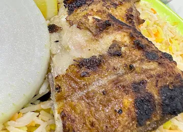 مطعم البيت السعودي للمندي والمظبي
