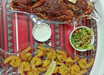 مطعم البيت السعيد happy home restaurant