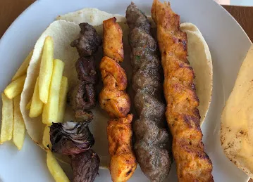 مطعم القلعة الشامية