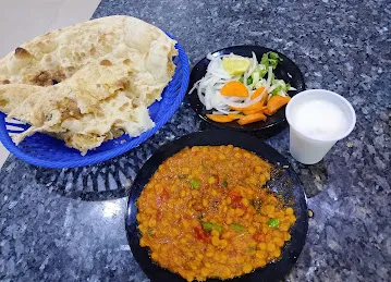 مطعم الرمان شارع دبي العين