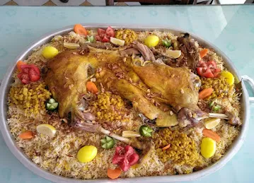 مطعم السفرة العربية