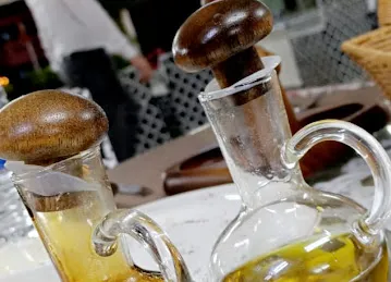 مطعم التاج الدمشقي