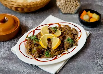 مطعم طابون - فرع جامعة خليفة - أبو ظبي - شارع السعادة