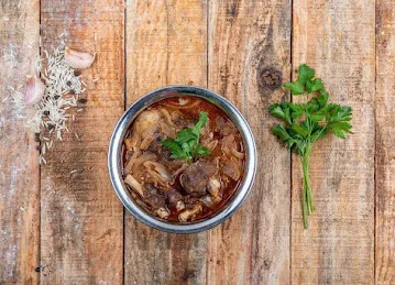 مطعم و كافتيريا المهاجر